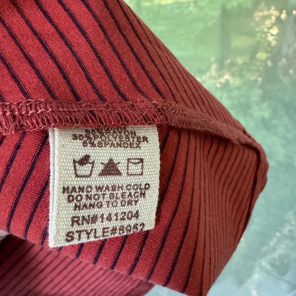 Hem & Thread S Anthropology Tank with crossed layered at hem, brick color NWT. - Picture 8 of 8